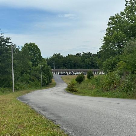 Economy Inn Crossville Exteriér fotografie