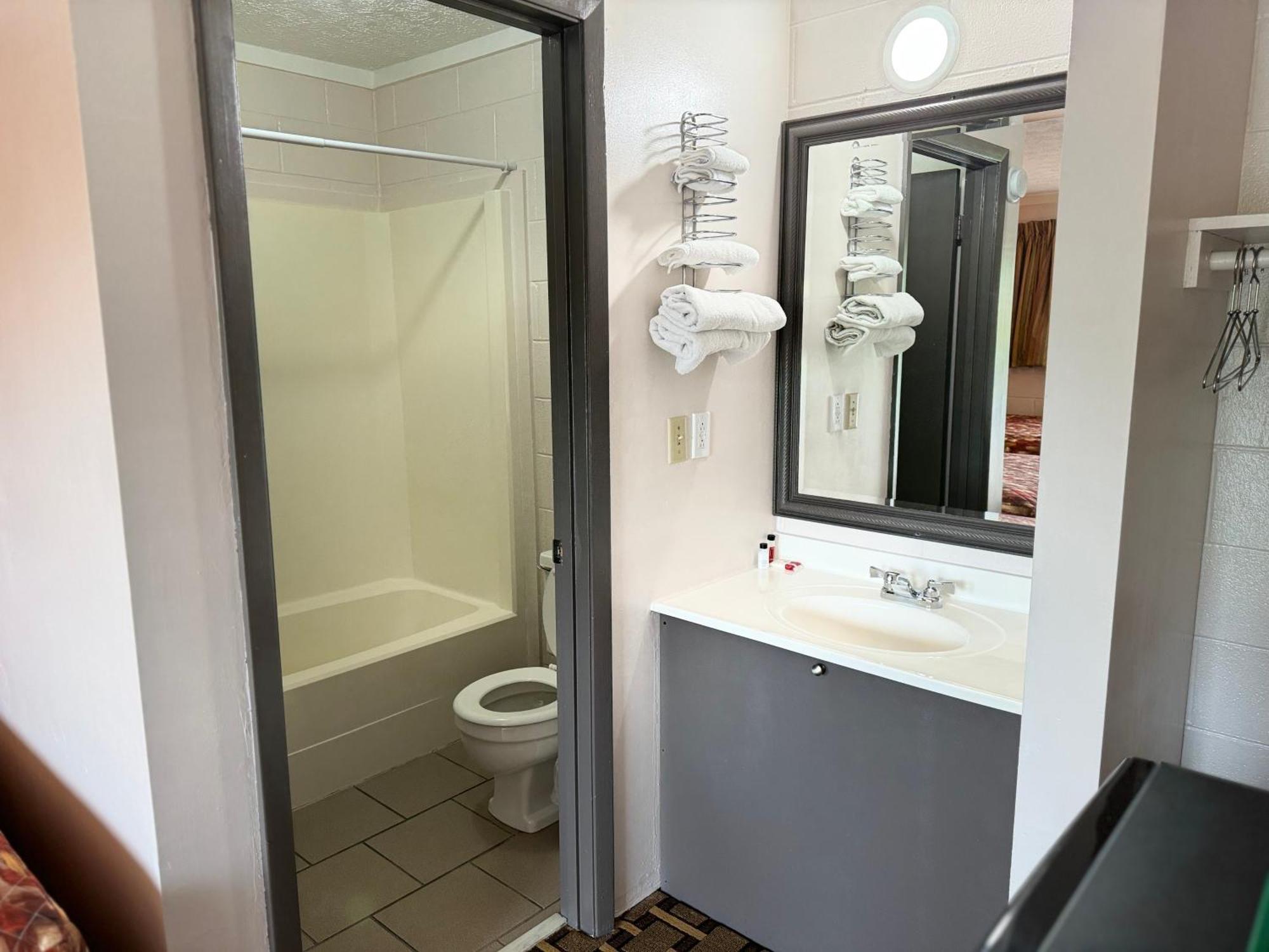 Economy Inn Crossville Exteriér fotografie